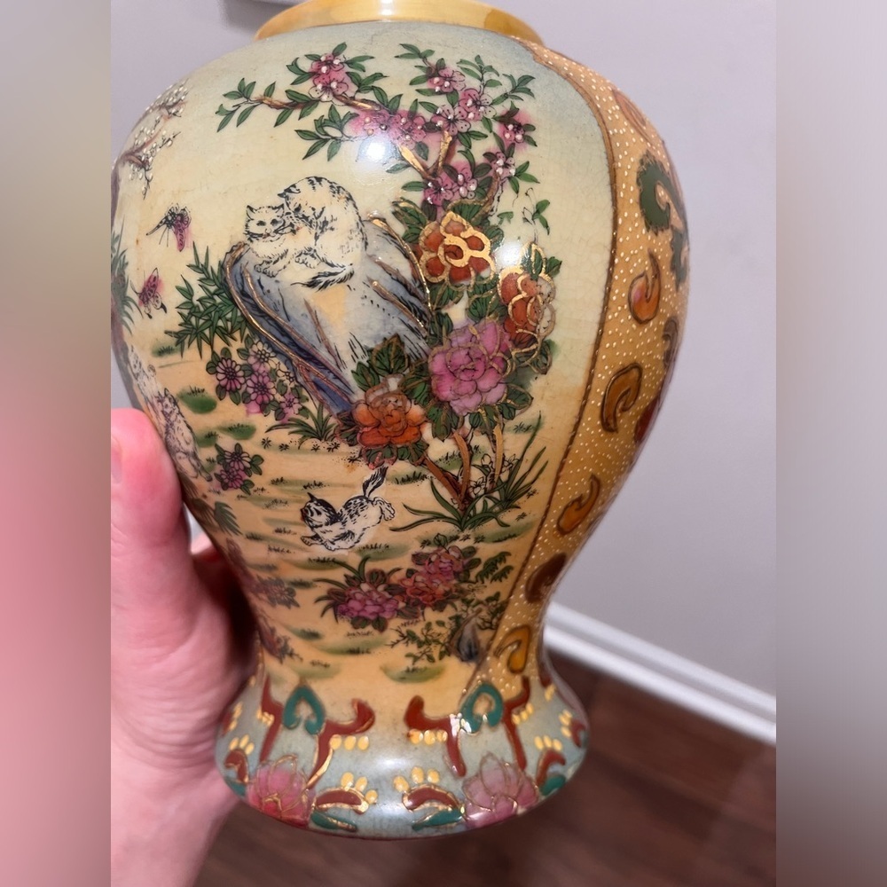 Guilded Chinese Satsuma Cat Vase